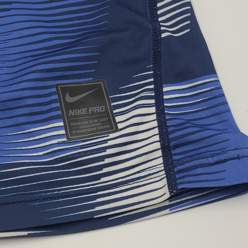 Nike boys' Pro shirt and mesh shorts size XS - Picture 4 of 9